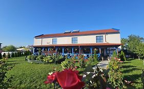 Agropensiuea Casa Uncu